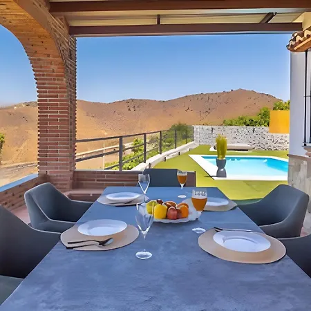 Baeza Villa Torrox