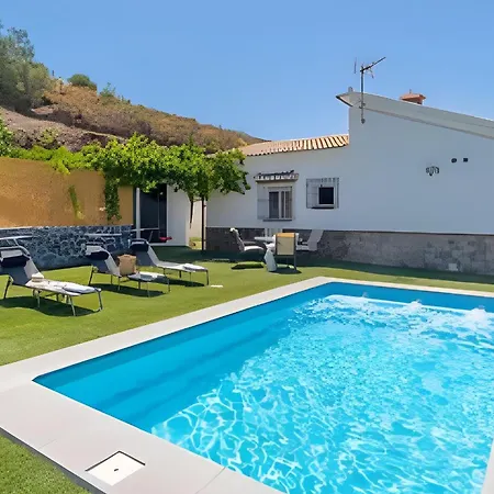 Baeza Villa Torrox